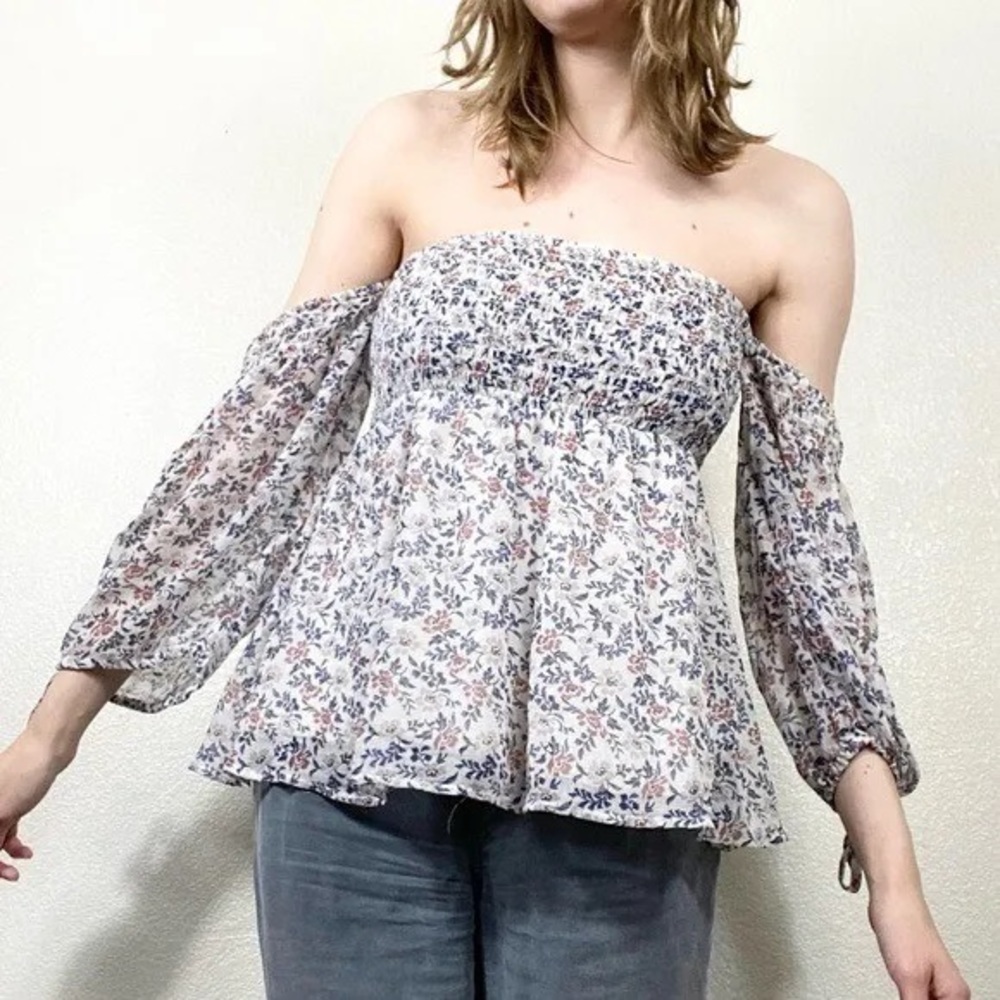 American eagle off the shoulder blouse